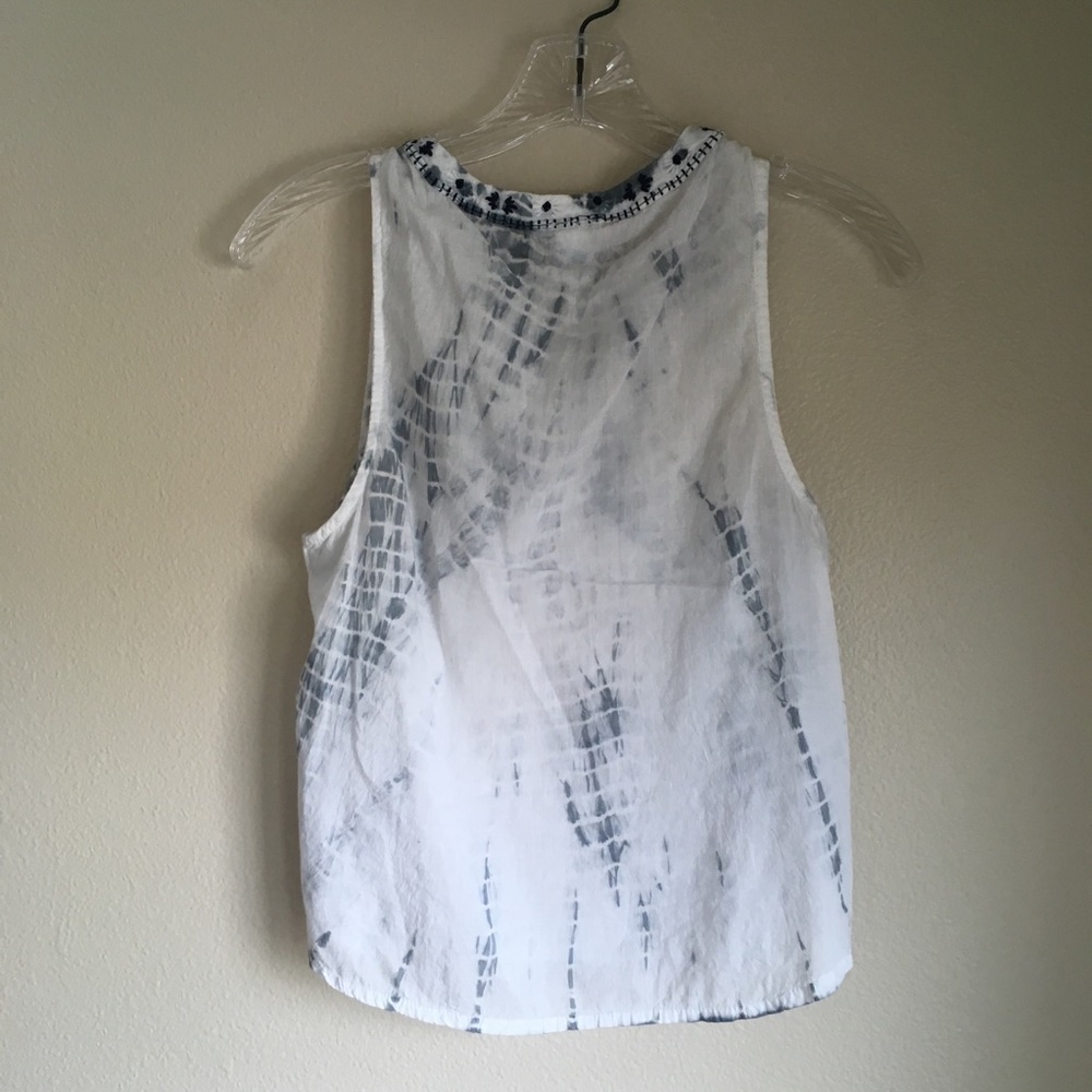 Embroideres Tank Top - Picture 3 of 3